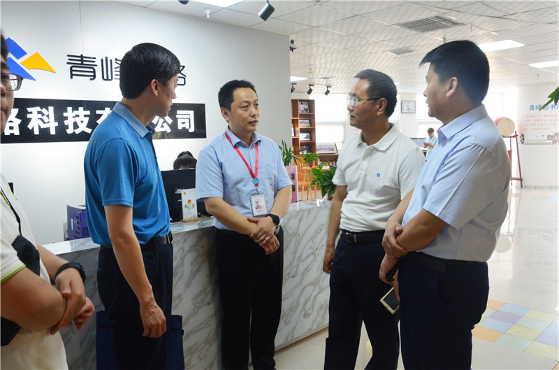 熱烈歡迎安陽(yáng)市委統(tǒng)戰(zhàn)部副部長(zhǎng)李春喜一行蒞臨我司參觀！